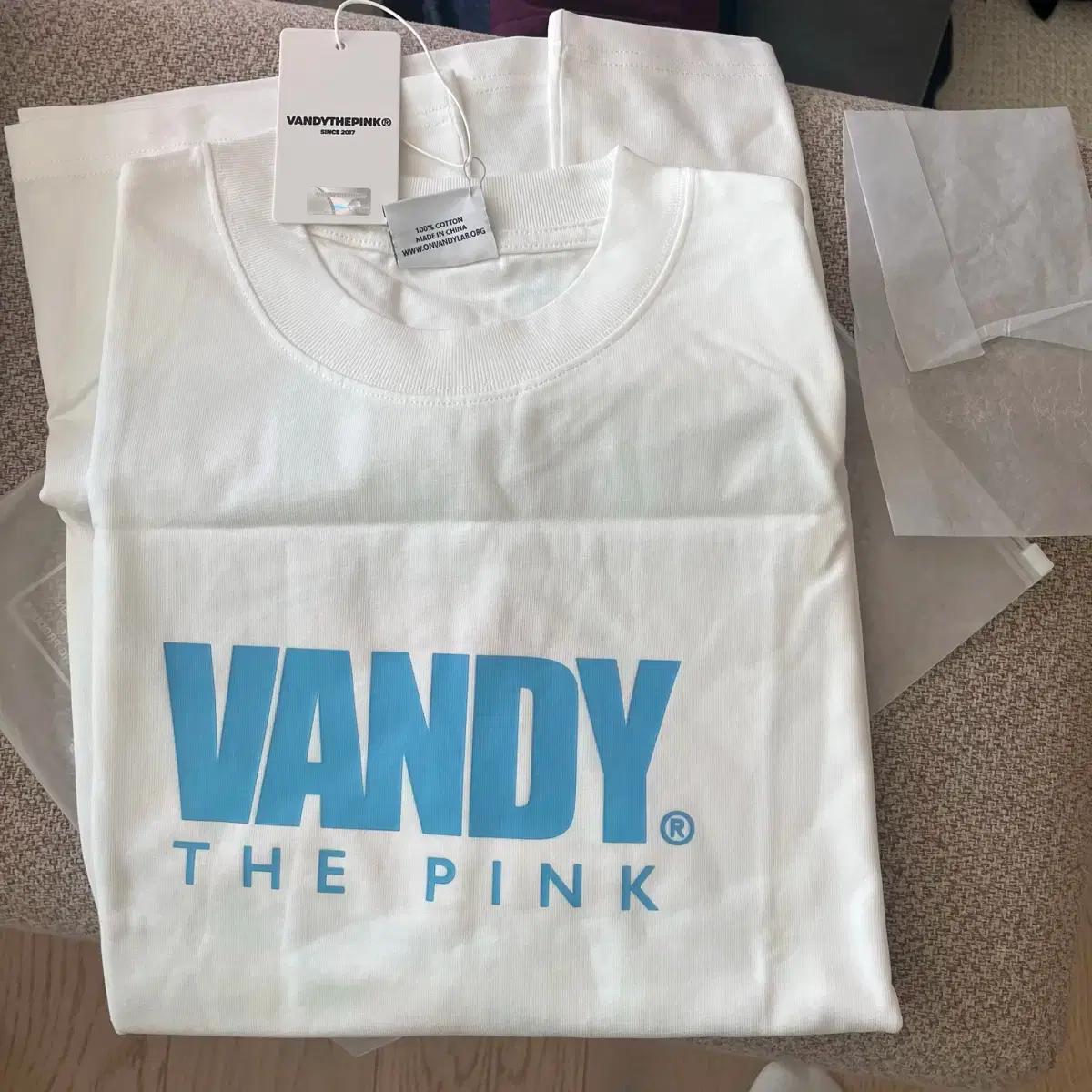 Vandy the pink 반팔 라지