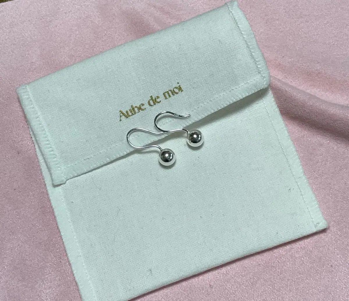 오브드무아 Dewdrop Hoop Earing