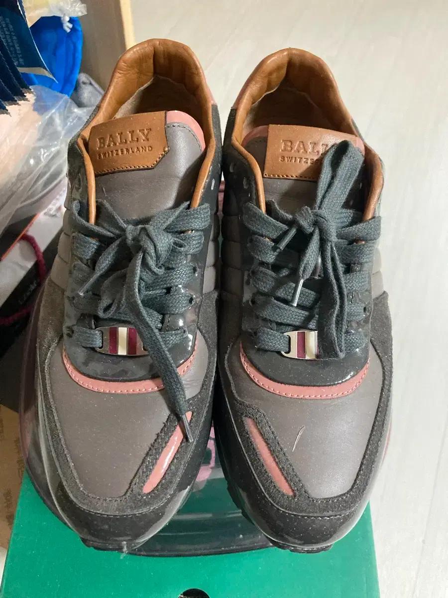 발리 스니커즈 운동화