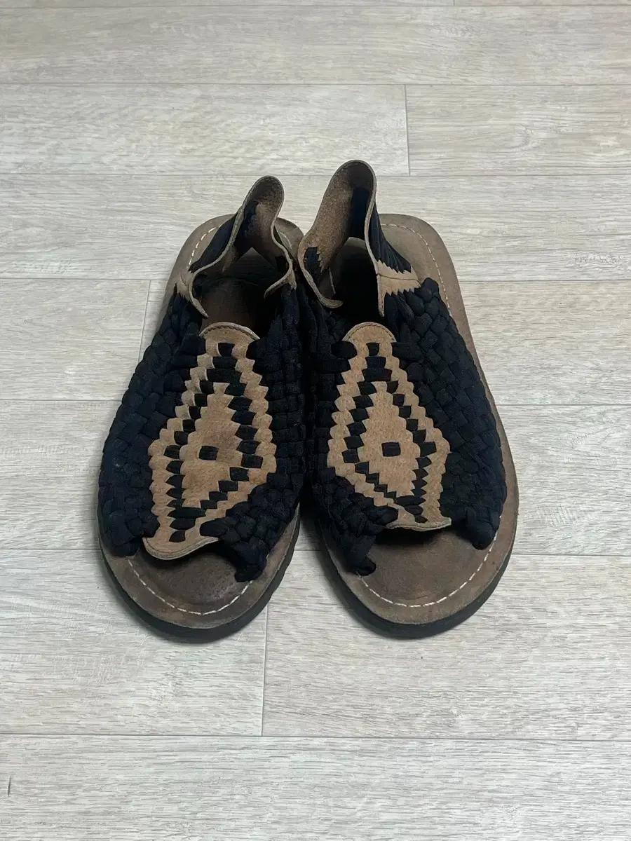 추바스코 샌들 270사이즈