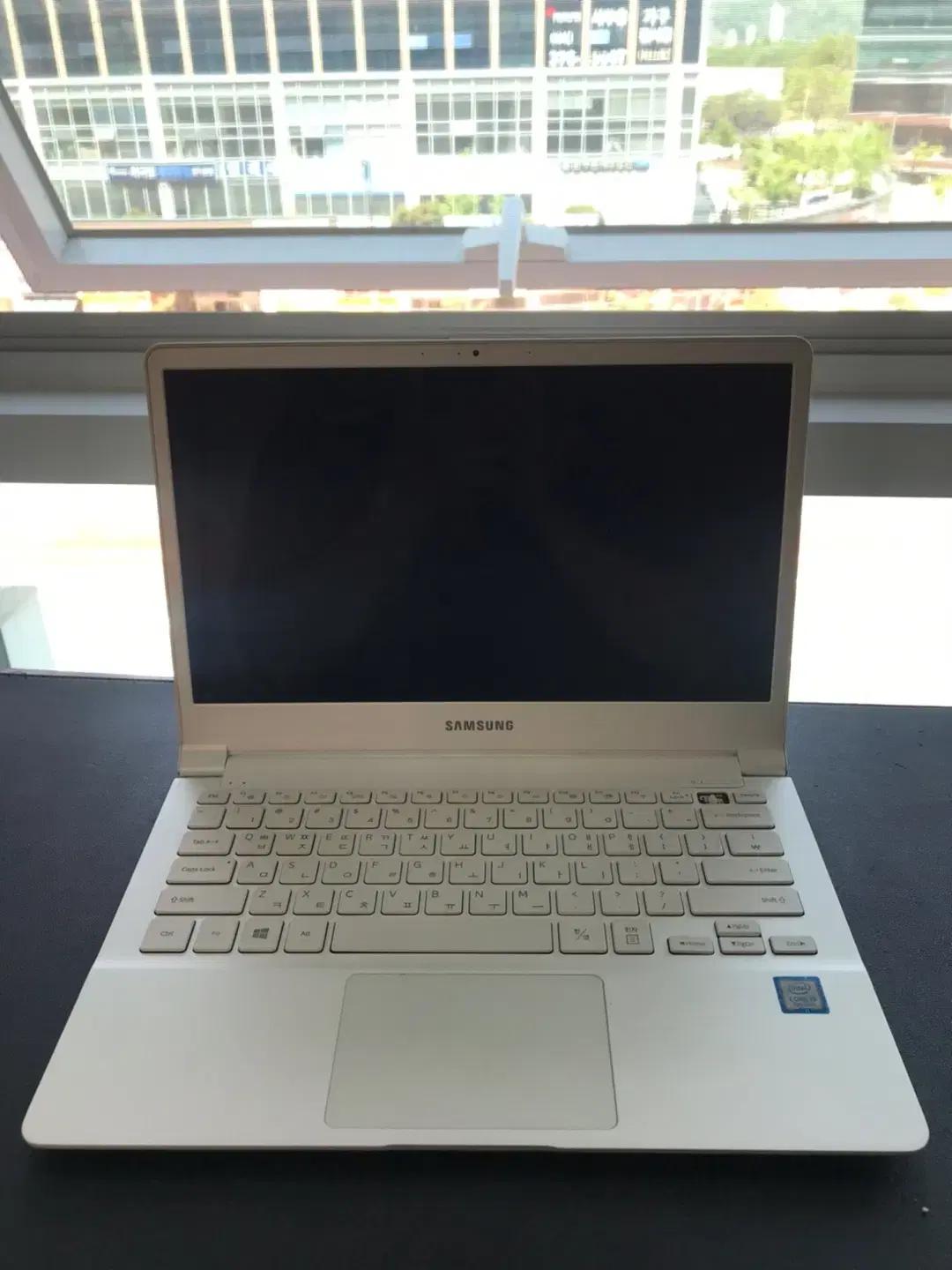 (가성비 노트북 중고) 삼성전자 노트북9 metal NT900K3A