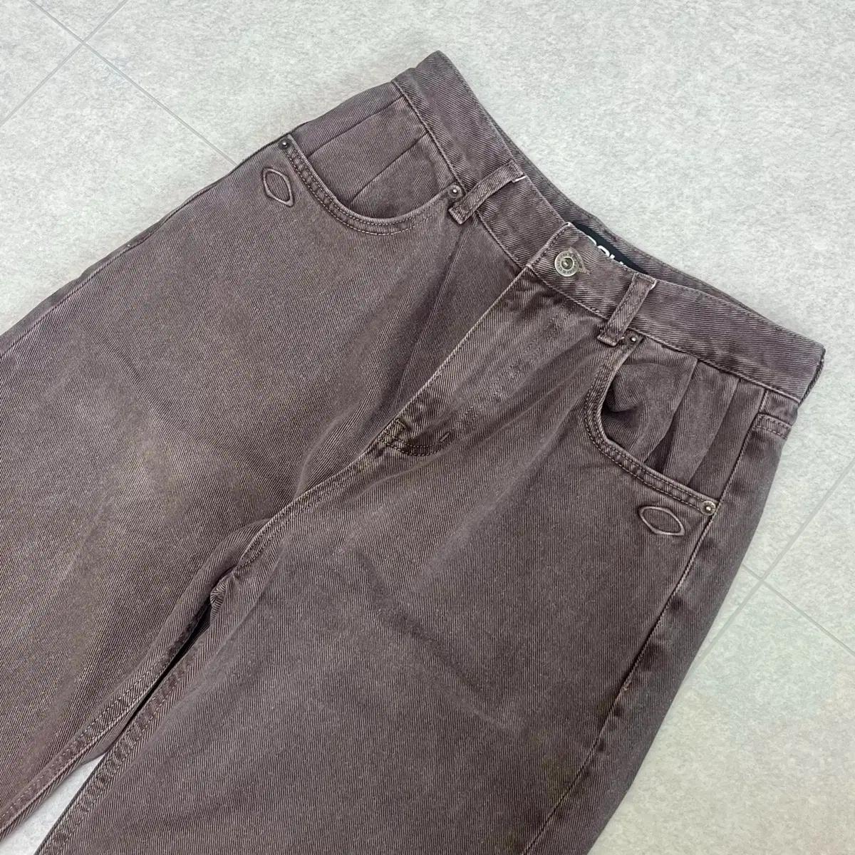 [미스치프] RHOMBUS SLOUCHY WASHED JEANS 워시드진