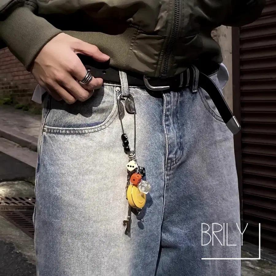 [Unisex] ANNA 다이스 줄자 키체인 라지 클립 키링 백참