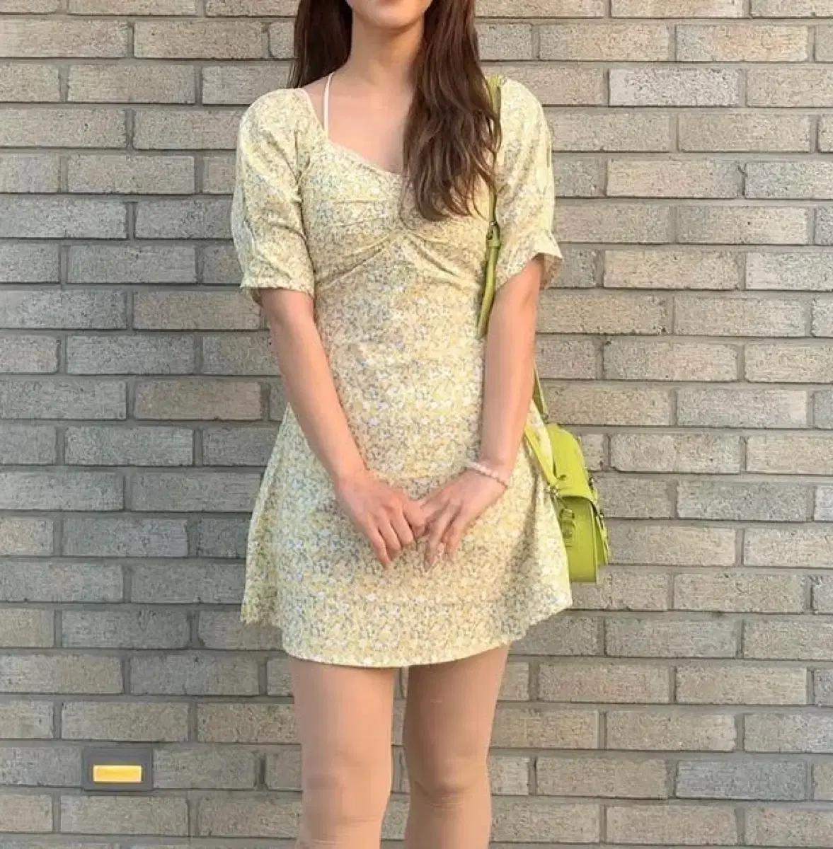 러블리 연노랑 플라워 원피스 (봄라 찰떡)