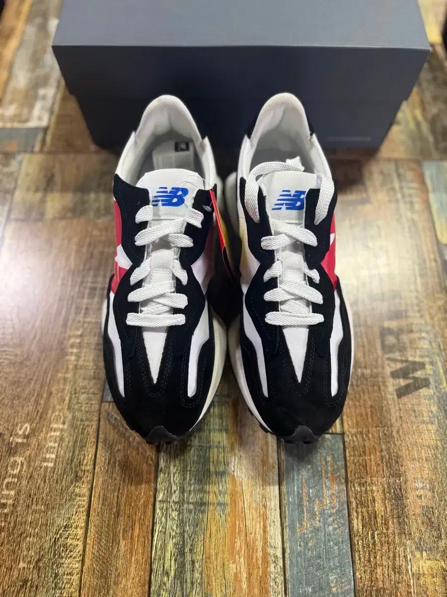 [새상품] 뉴발란스 327 블랙 트루 레드 280사이즈