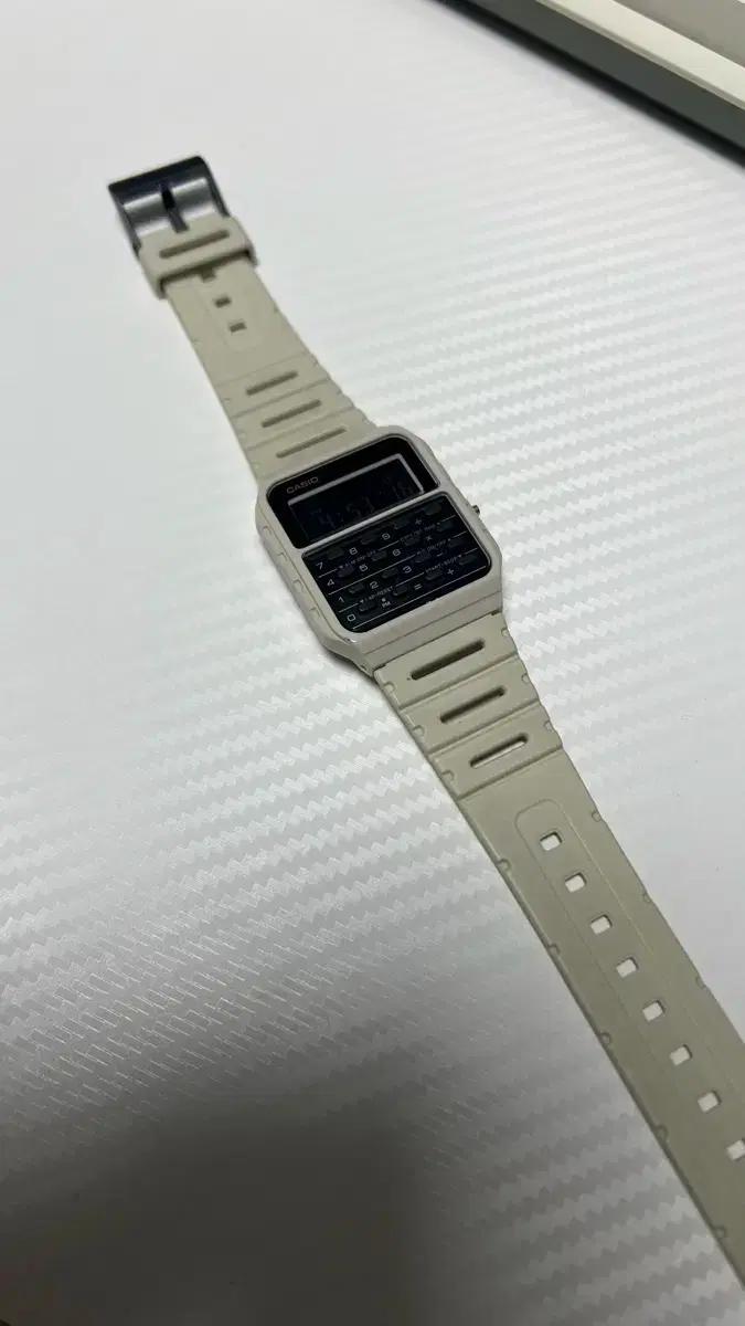 카시오 : 데이터뱅크 화이트 CA-53G