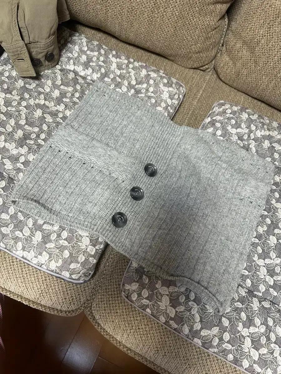 소프트서울 버튼 니트 튜브탑 뷔스티에 탱크탑 크롭탑