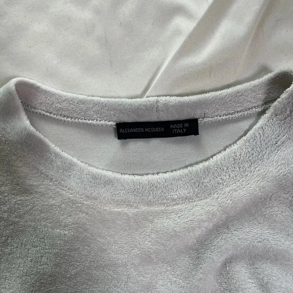 초기 알렉산더 맥퀸 90s 아카이브 테리 숏슬리브