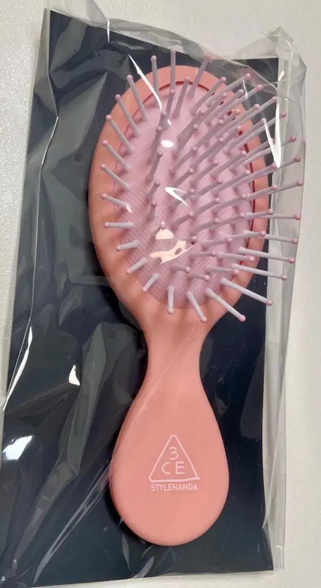 3CE 미니 헤어 브러쉬 새상품