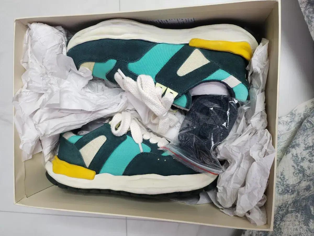 미하라야스히로x나이젤카본 러너 40사이즈