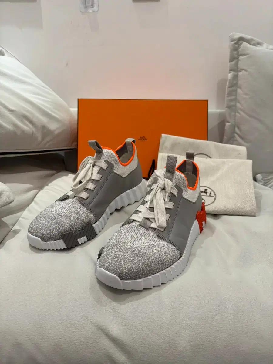 에르메스 디파트 스니커즈 40.5 카프스킨 블랑그리