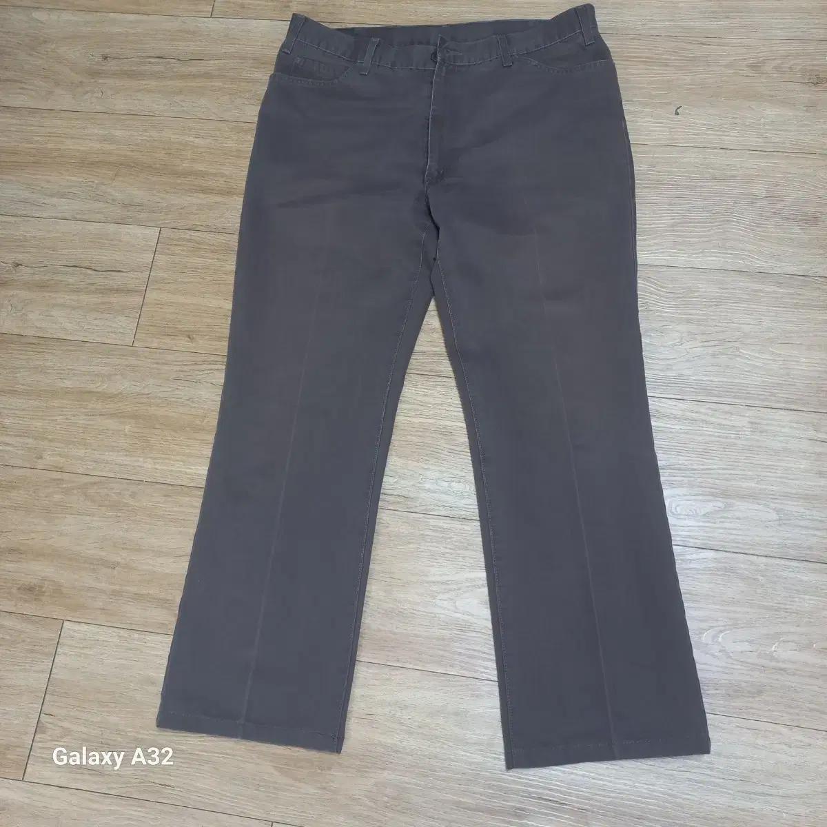levis sta prest jean  70s ltaly made