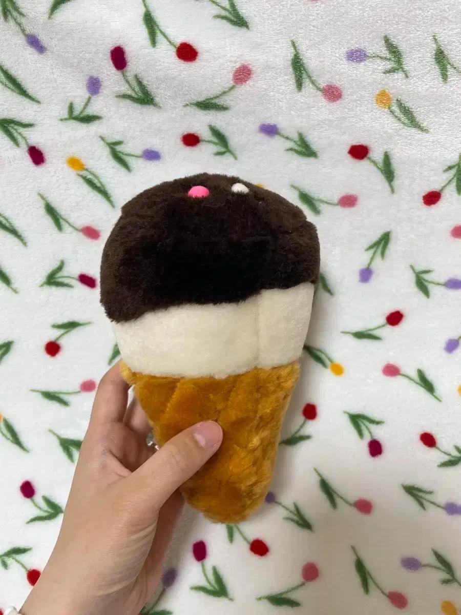 빈티지 인형 초코 아이스크림 콘