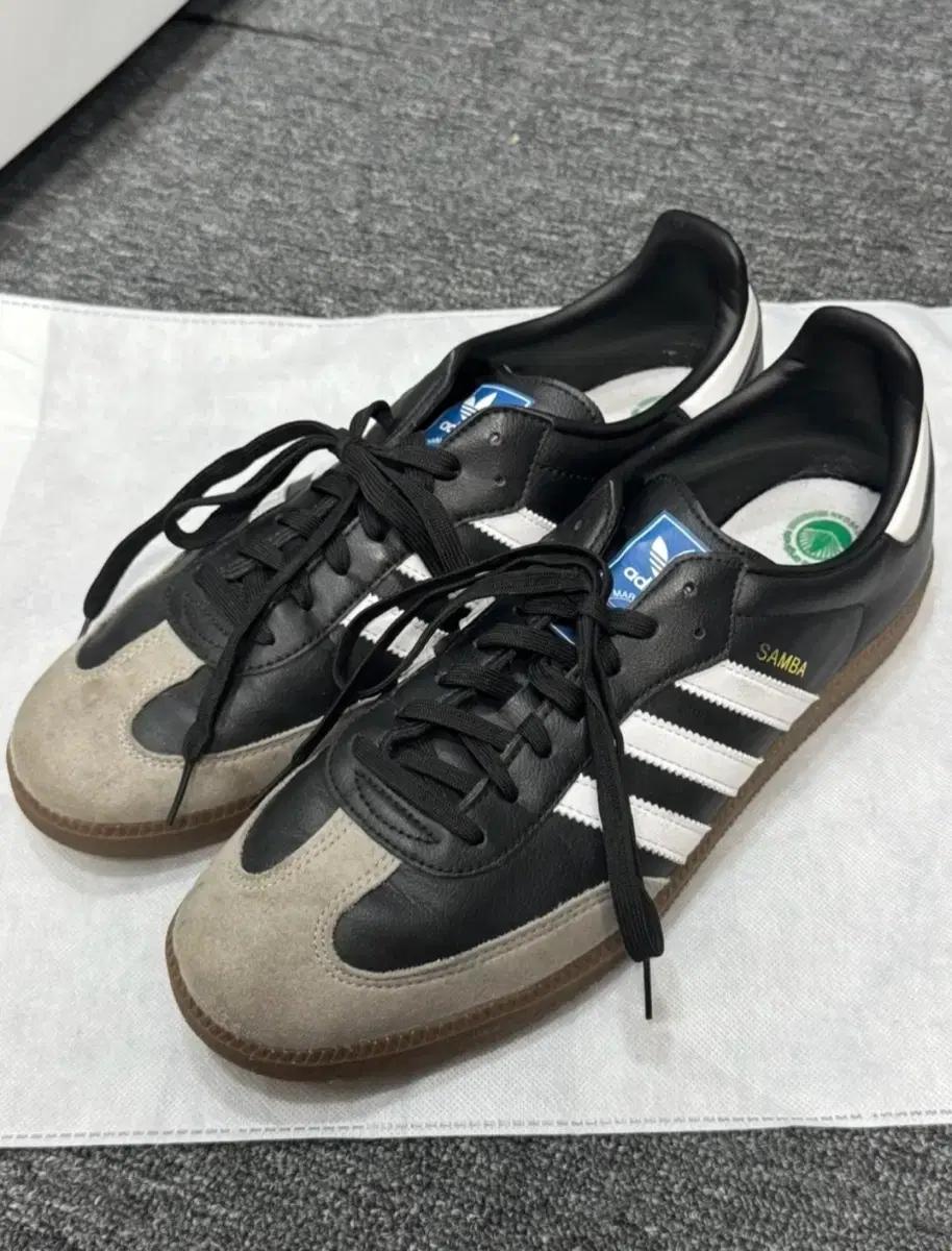 아디다스 삼바 비건레더 300