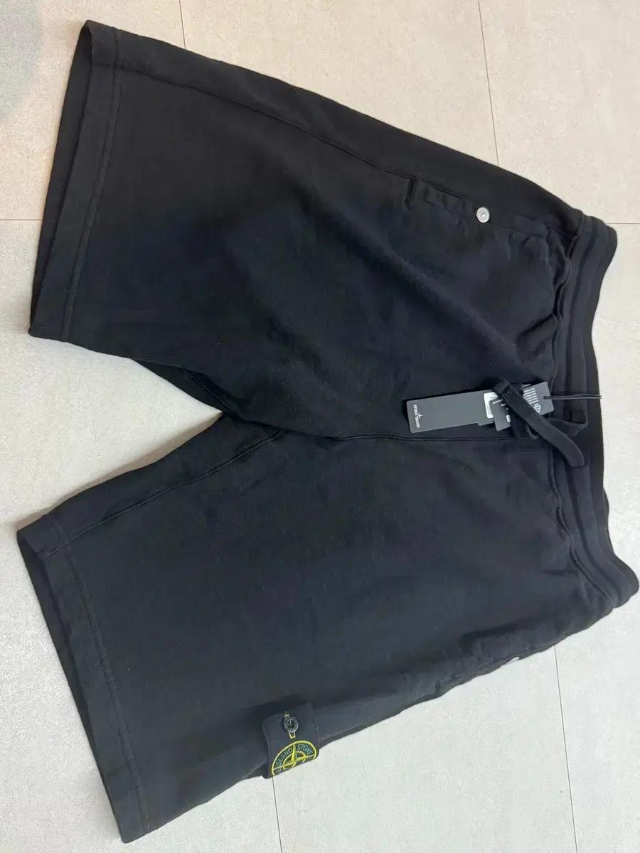 스톤 아일랜드 반바지 XL