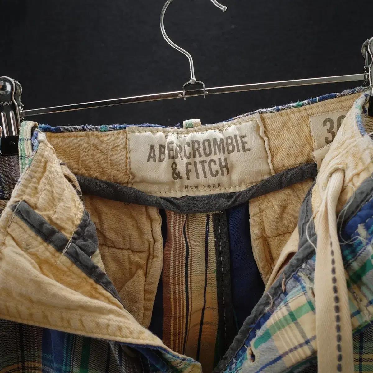 30인치 / Abercrombie & Fitch