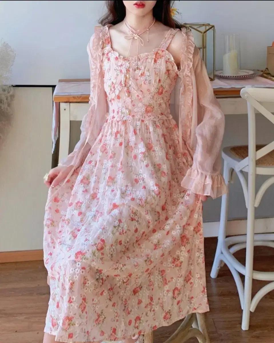 쉬폰 플라워 자수 원피스
