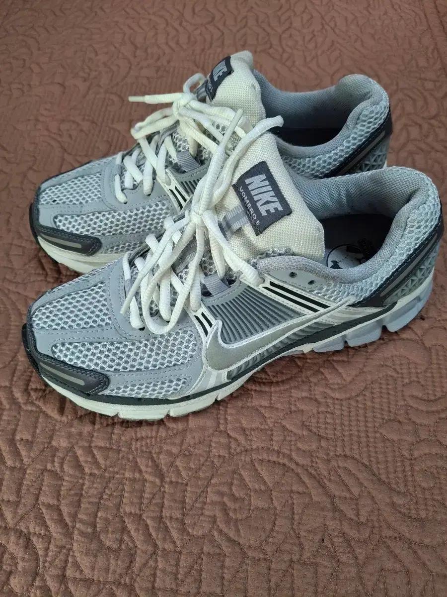 235 나이키 보메로5 런닝화 운동화 [4040]