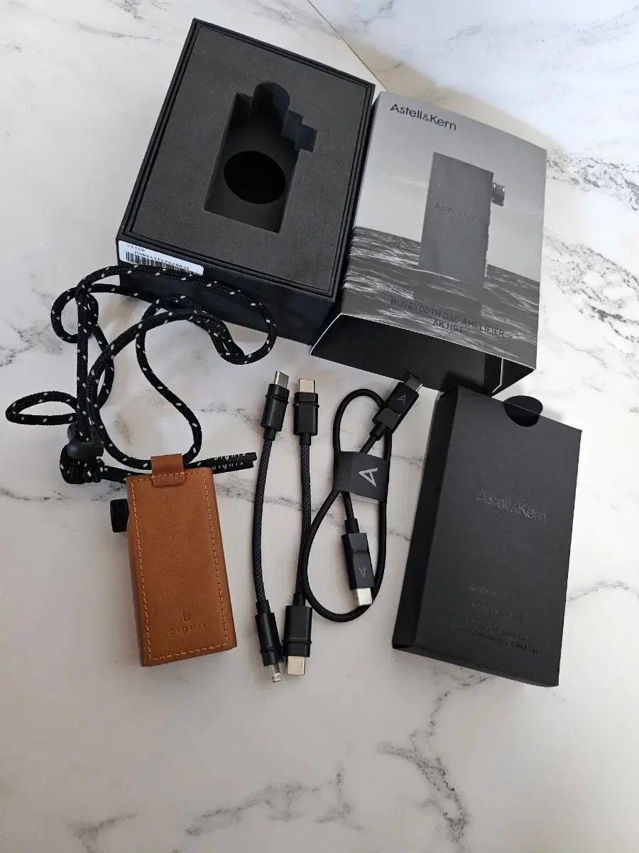 아스텔앤컨 AK HB1 블루투스 DAC/AMP 꼬다리 + 가죽케이스