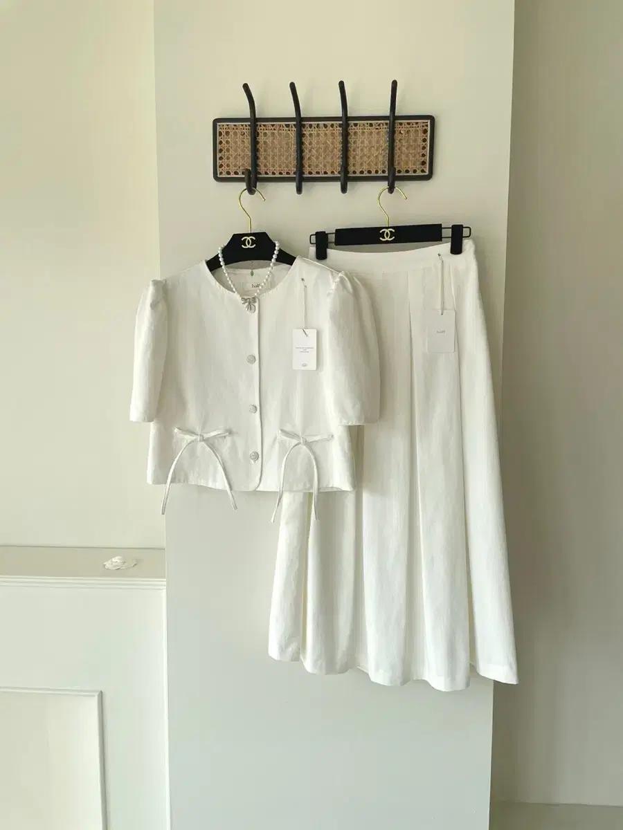 화이트 원피스 롱원피스 데이트룩 봄코디 여름코디 셋업