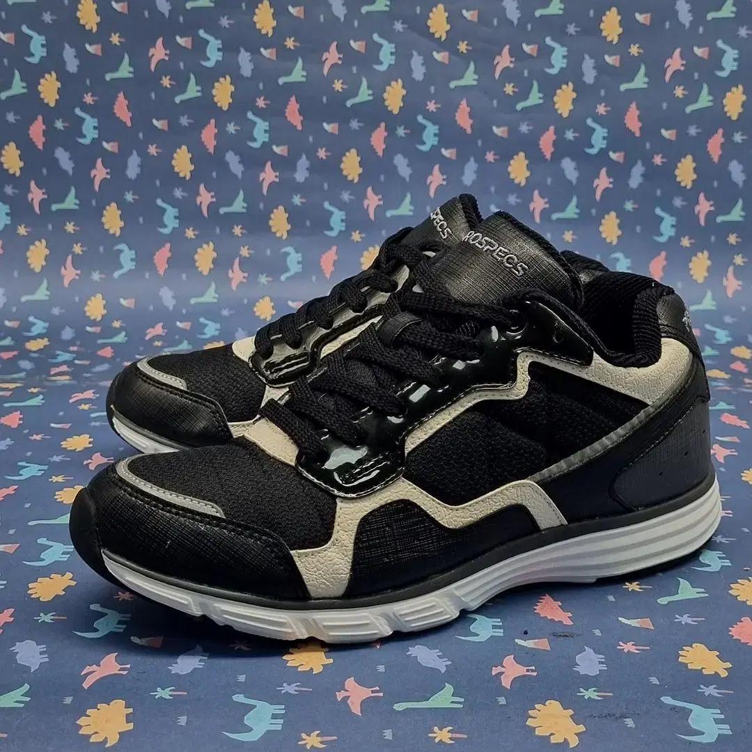 프로스펙스 히든힐 여성운동화240 굽4_