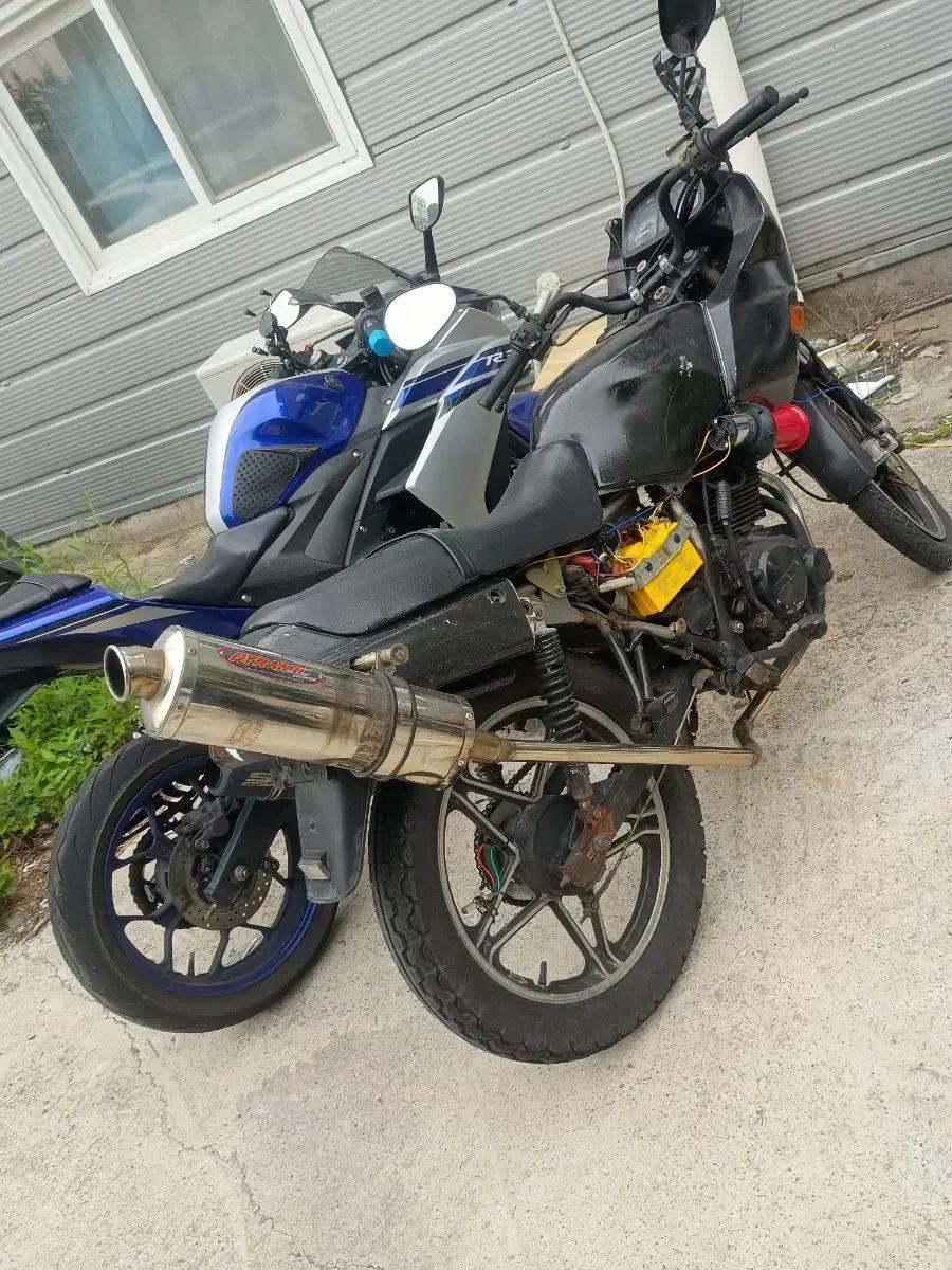 VF125 팝니다.엔진상태좋아요