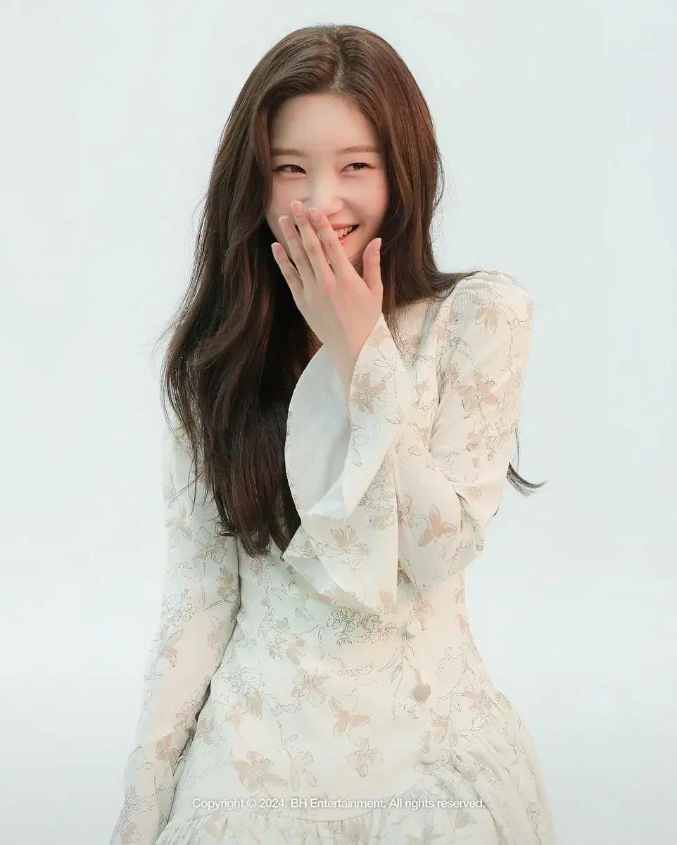 M사이즈) 신스덴 시나몬 랩 미니원피스 정채연원피스 봄가을쉬폰플로랄원피스