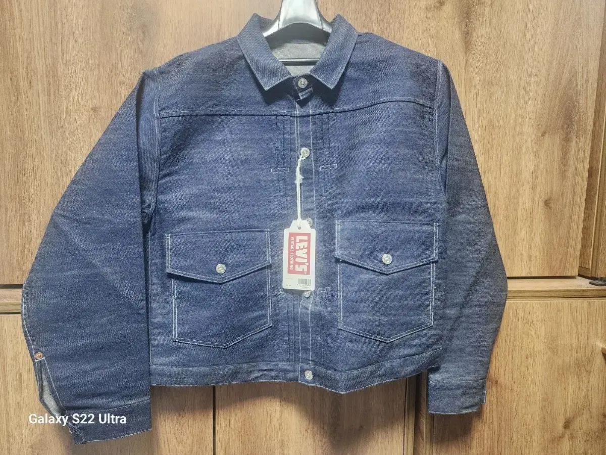LVC 1879 플리츠 블라우스