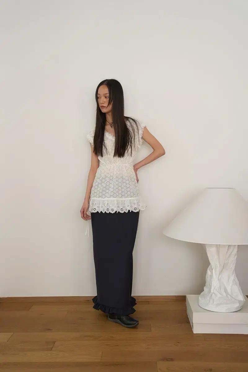 아우어솔티 플로럴 아일렛 미니드레스