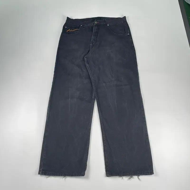 (p992)빈티지 자수 흑청 데님 팬츠 38size