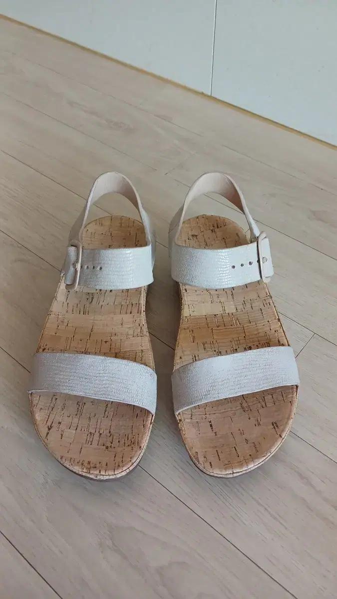 (240)핏플랍 샌들