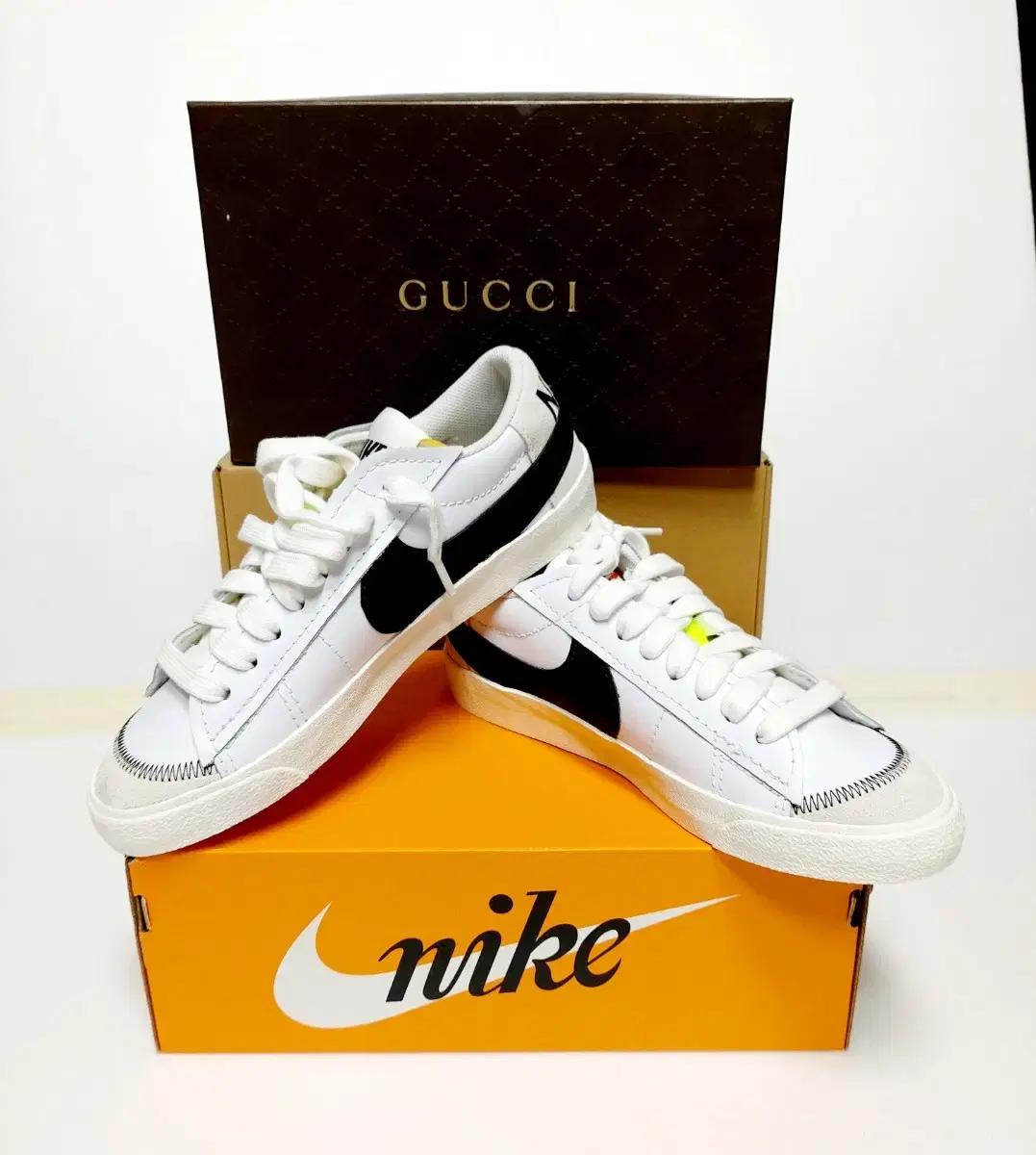 새제품/나이키 남성신발270 스니커즈 운동화/택포