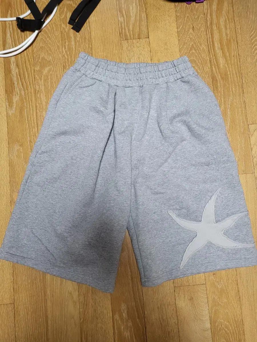 더콜디스트모먼트 버뮤다 xl