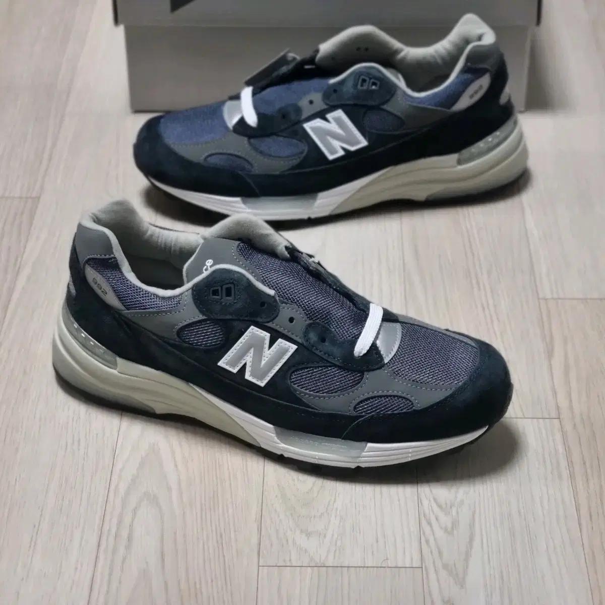 [새제품 270] 뉴발란스 992 코어 네이비 U992NY