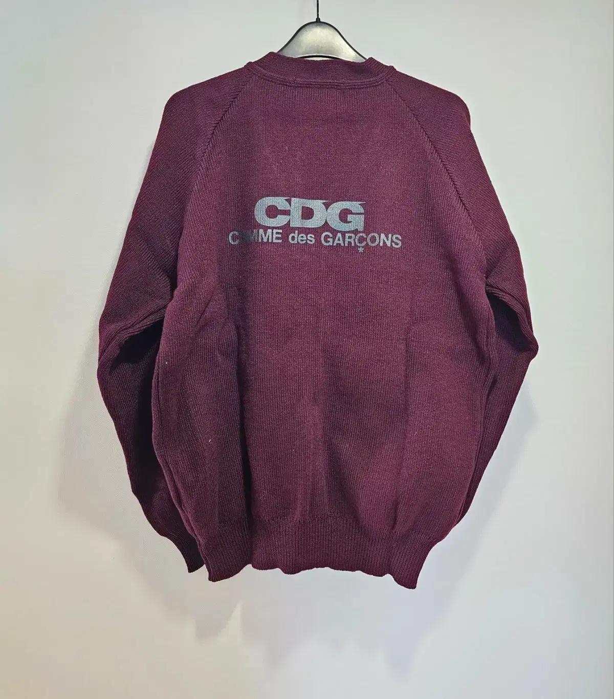 CDG 브이넥 스쿨 가디건 버건디 SZ-N010-051-3
