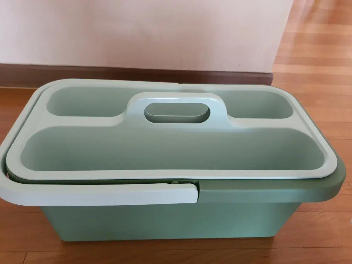 이케아 청소용품 보관함