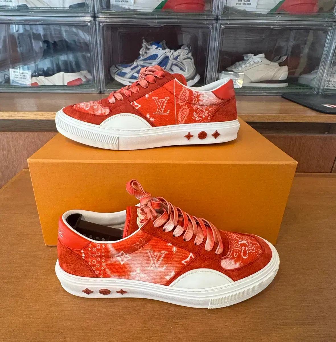 7/260)루이비통 반다나 올리 스니커즈