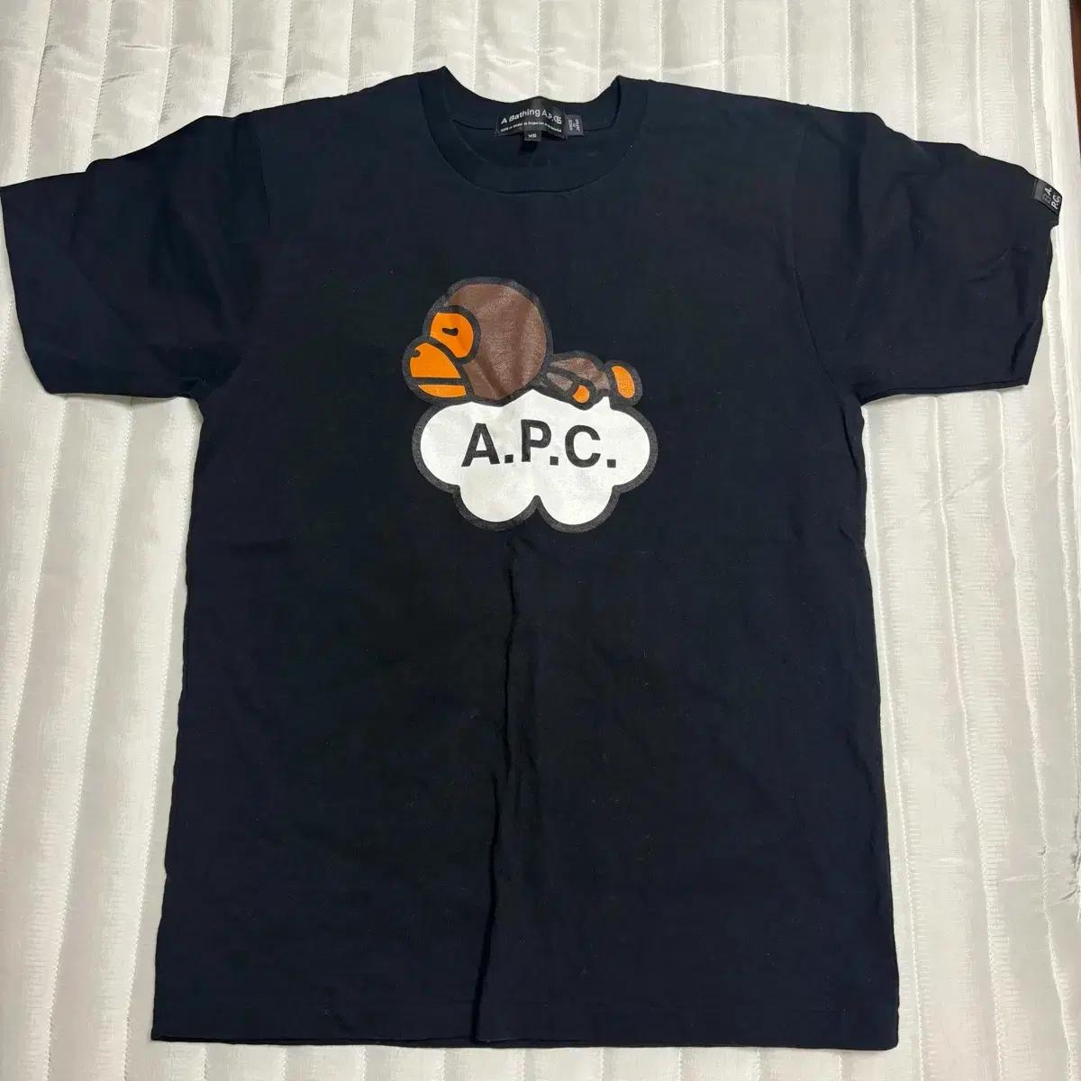 베이프x아페쎄 반팔 블랙