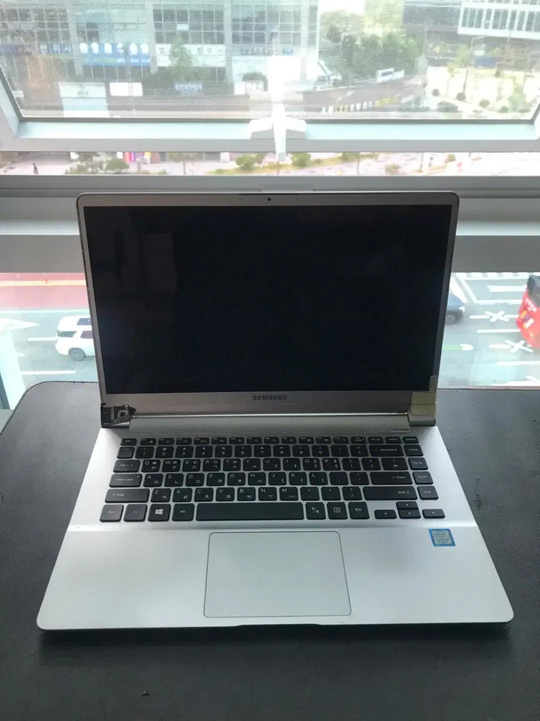 (가성비 노트북 중고) 삼성전자 노트북9 metal NT900X5M