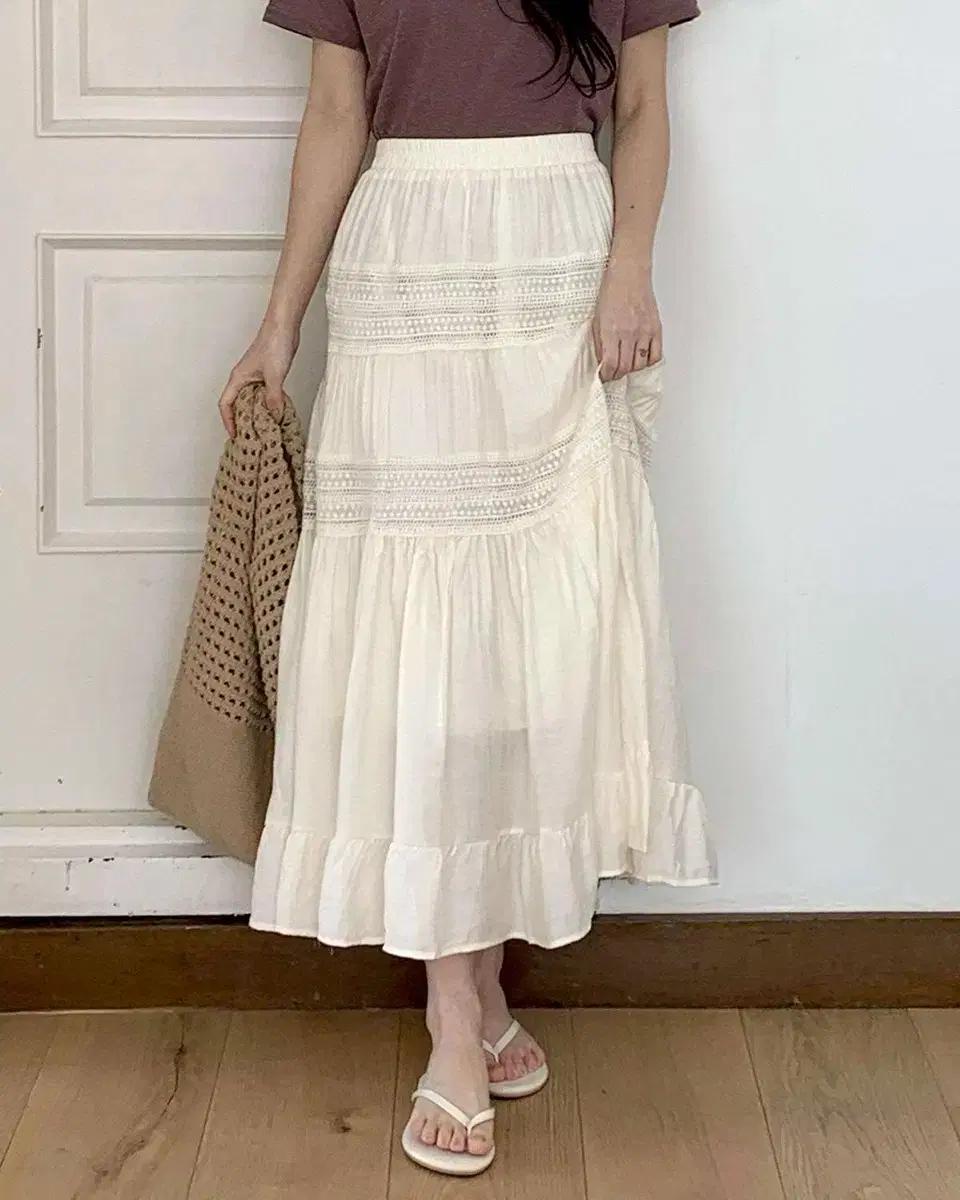 [새상품] 아일렛 프릴 펀칭 레이스 캉캉 티어드 롱 스커트 여름 데일리룩