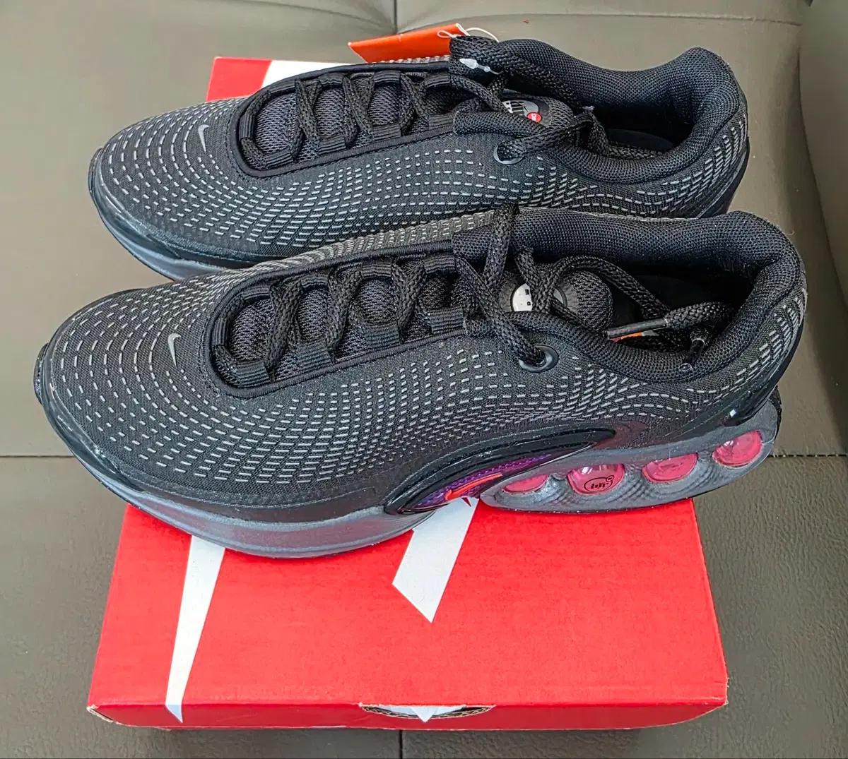 나이키 맥스 DN 블랙 레드 여성용 235