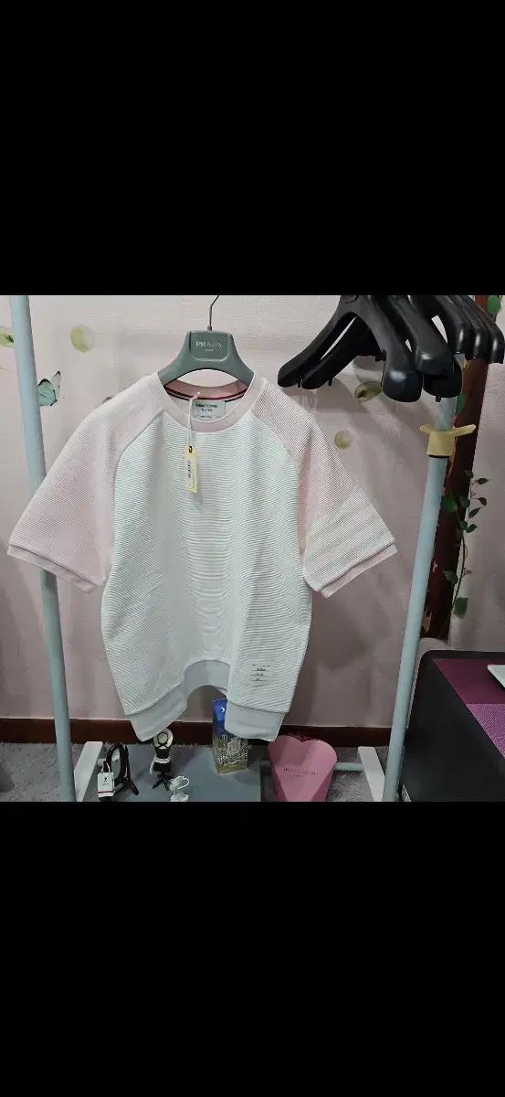 톰브라운반팔 3사이즈 새상품 오늘만 할인