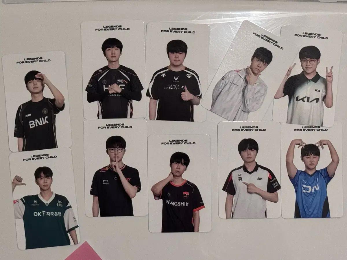 유니세프 lck t1 티원 페이커 쇼메이커 피넛 비디디 모건 포카
