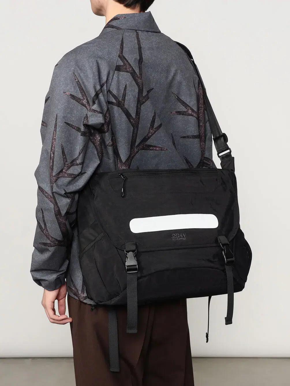 SEDAN ALL-PURPOSE Nylon Messenger Bag