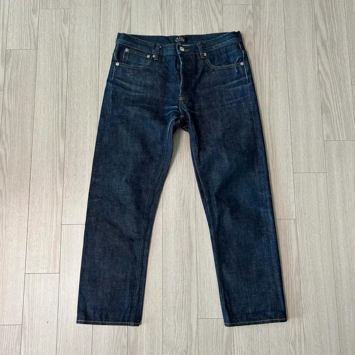 A.P.C. 아페쎄 쁘띠 스탠다드 셀비지 데님 28