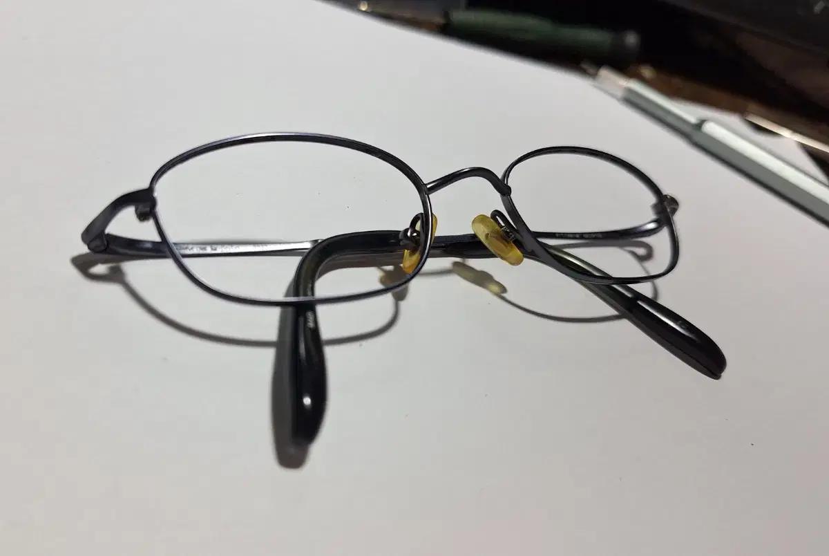 Arco Doppio 3023 빈티지 안경테 (Made in Japan)