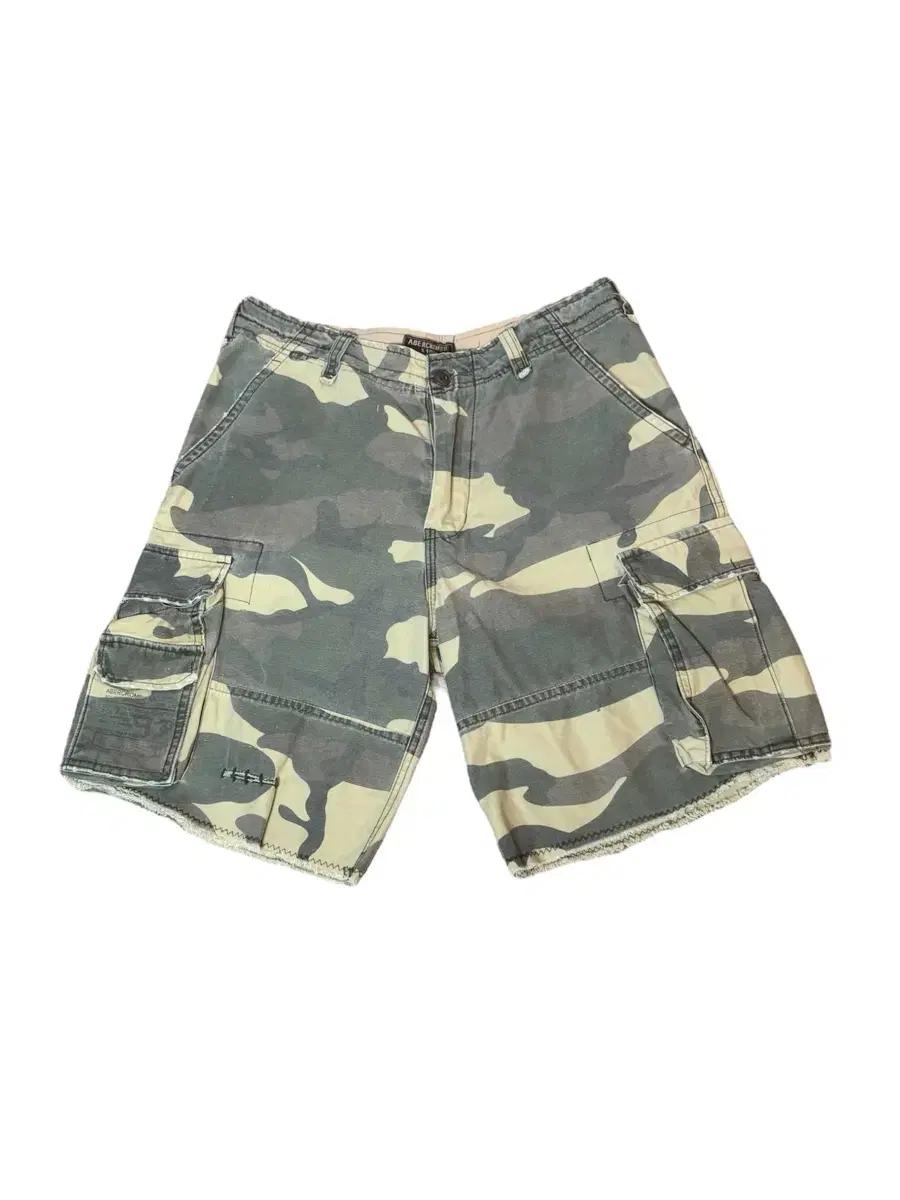 Abercrombie & Fitch 카고 숏팬츠