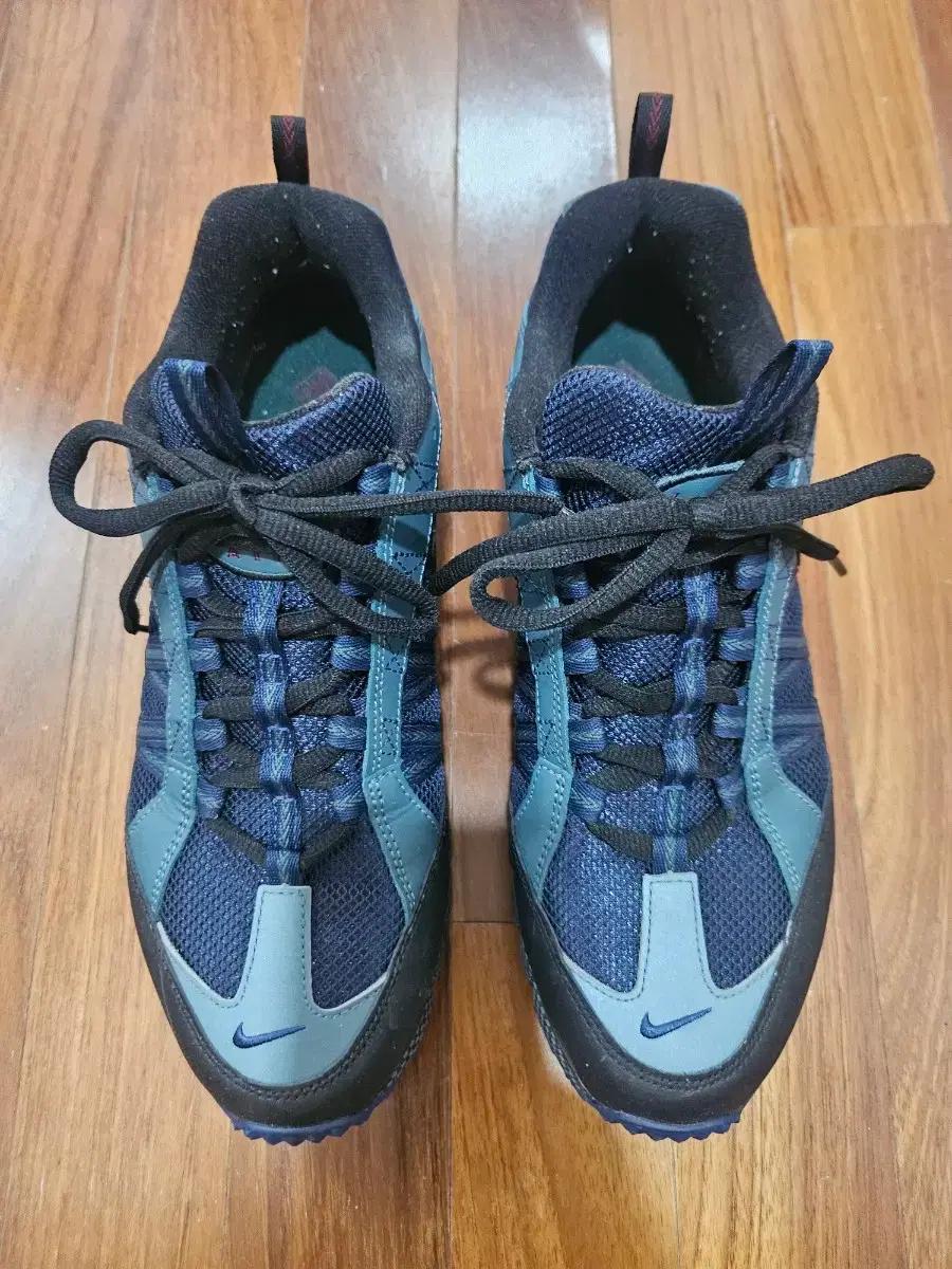 나이키 에어 휴마라