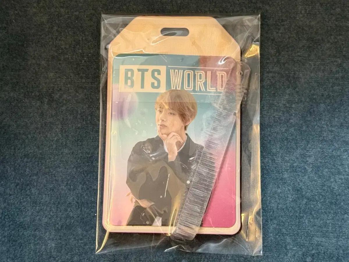 BTS World 비티에스월드 뷔(V) 네임택 + 포카