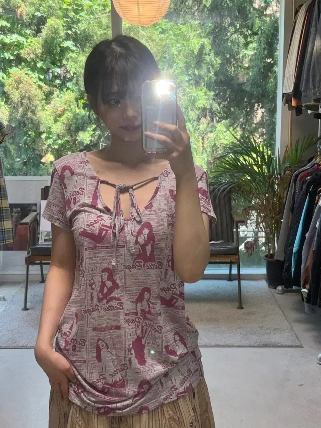 히스테릭 글래머 베티 페이지 티셔츠